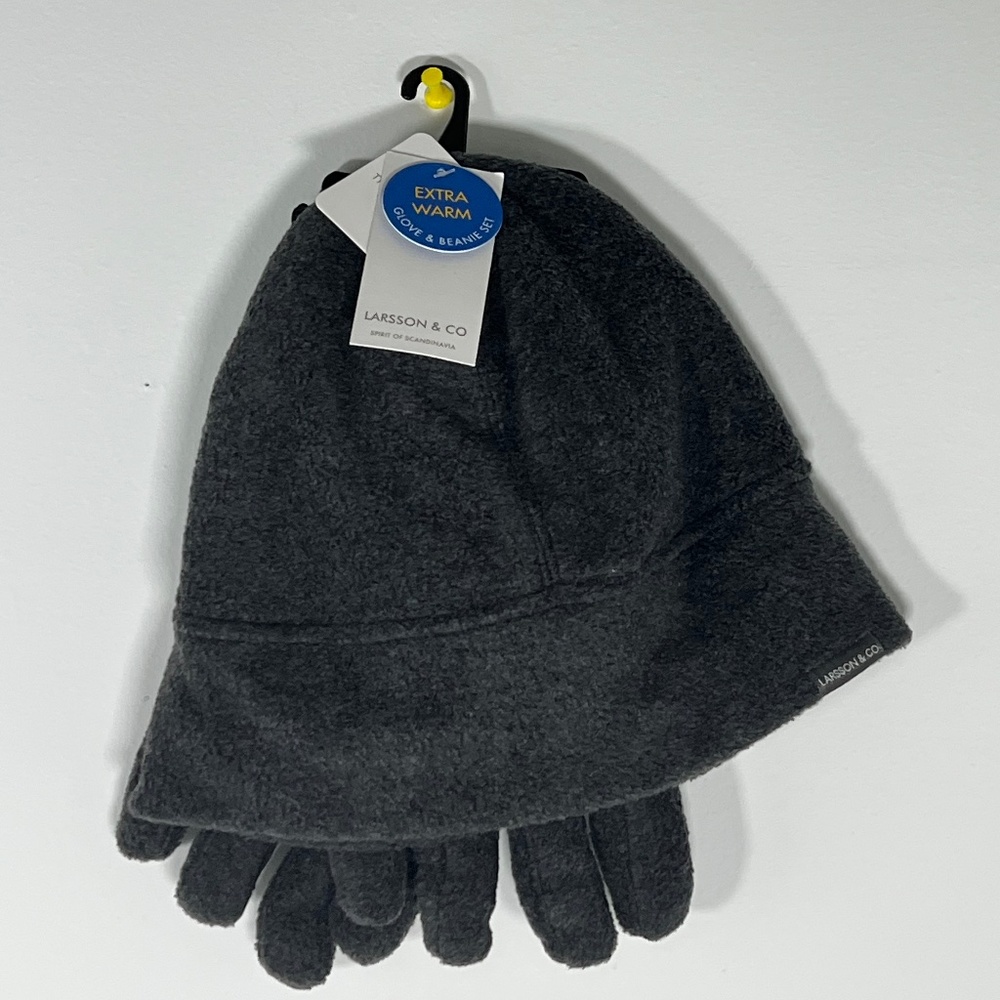 Complete Set Gloves And Beanie For Winter Extra Warm Larsson & Co One Size